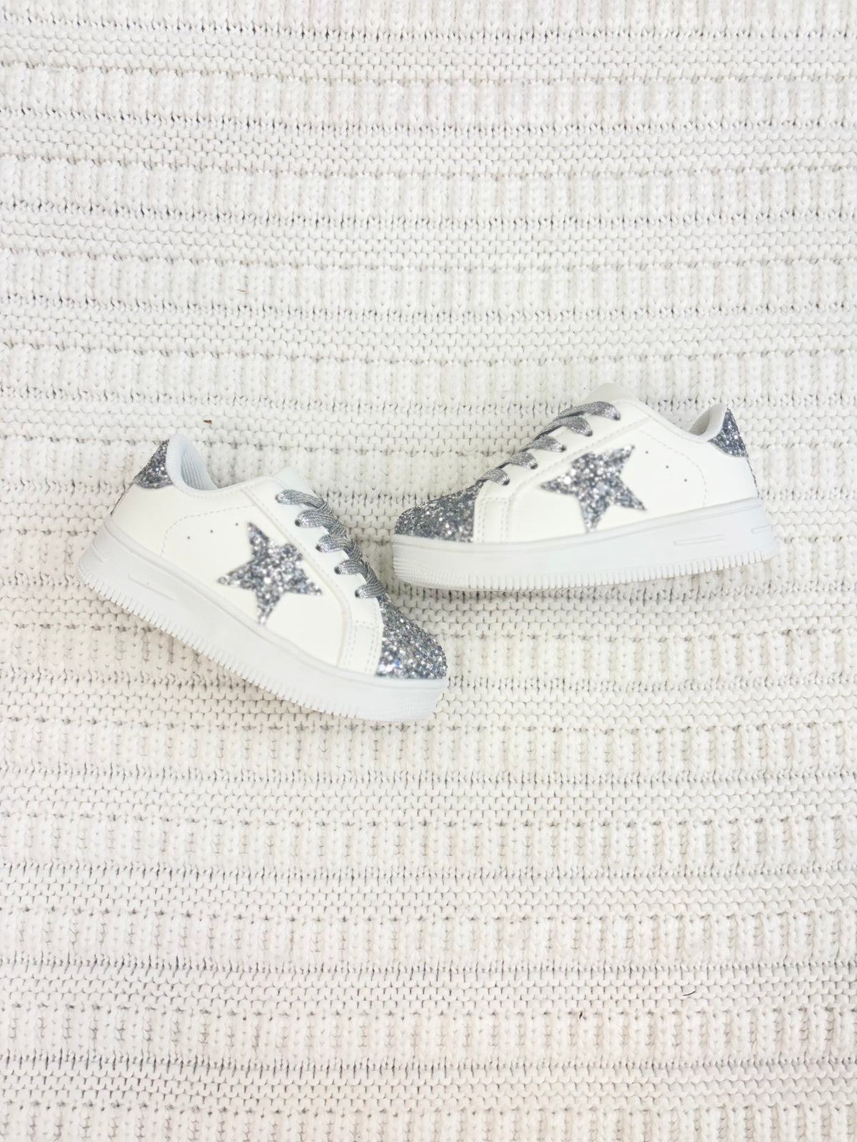 Layla Girls' Sparkle Star Sneaker