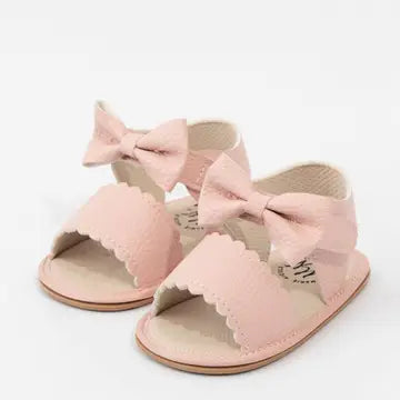 Infant Girl Scalloped Bow Sandals