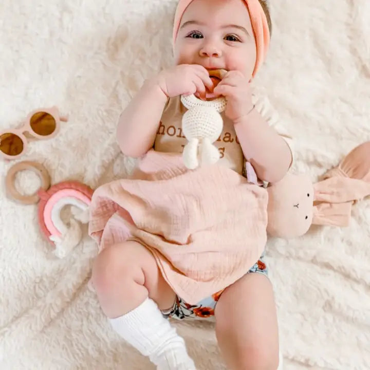 Ali+Oli Cuddle Security Muslin Cotton Bunny