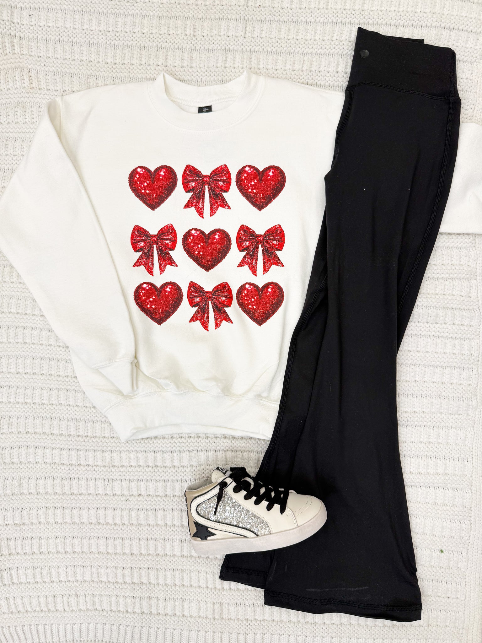 "Cutie Pie" Youth Bow And Heart Graphic Sweatshirt