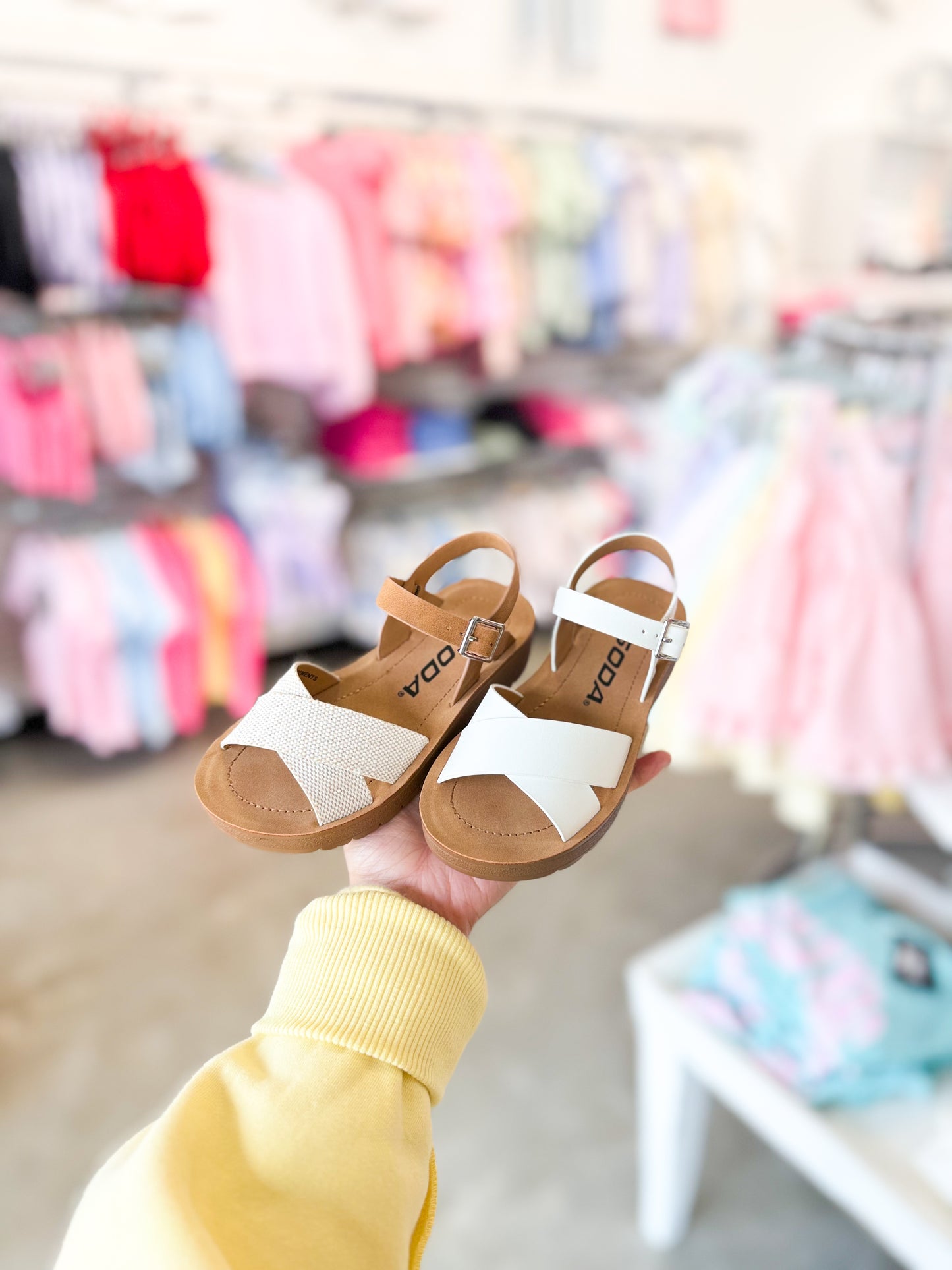 Youth Girls Strap Sandal