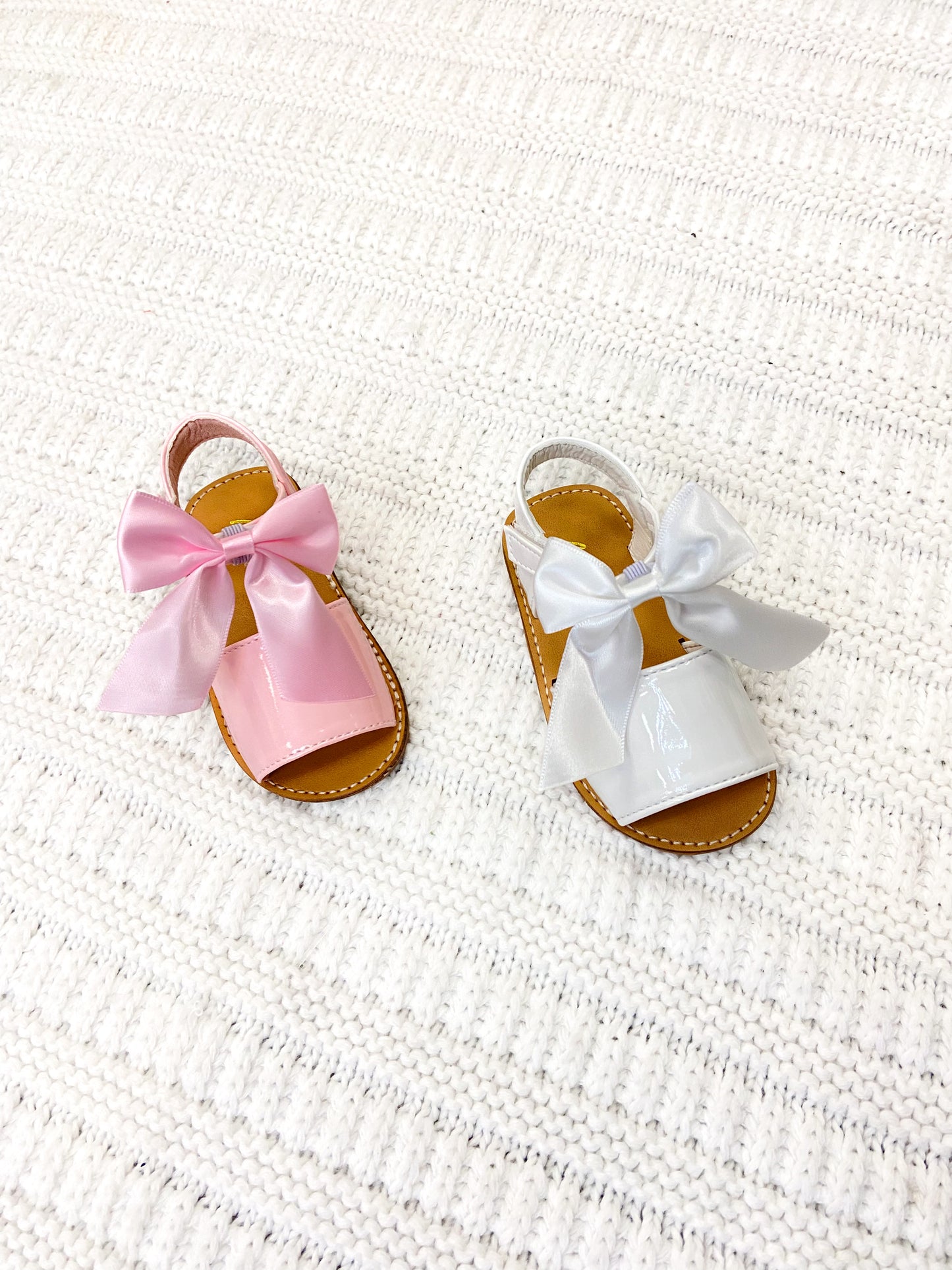 "Martina" Hard-Sole Bow Sandal