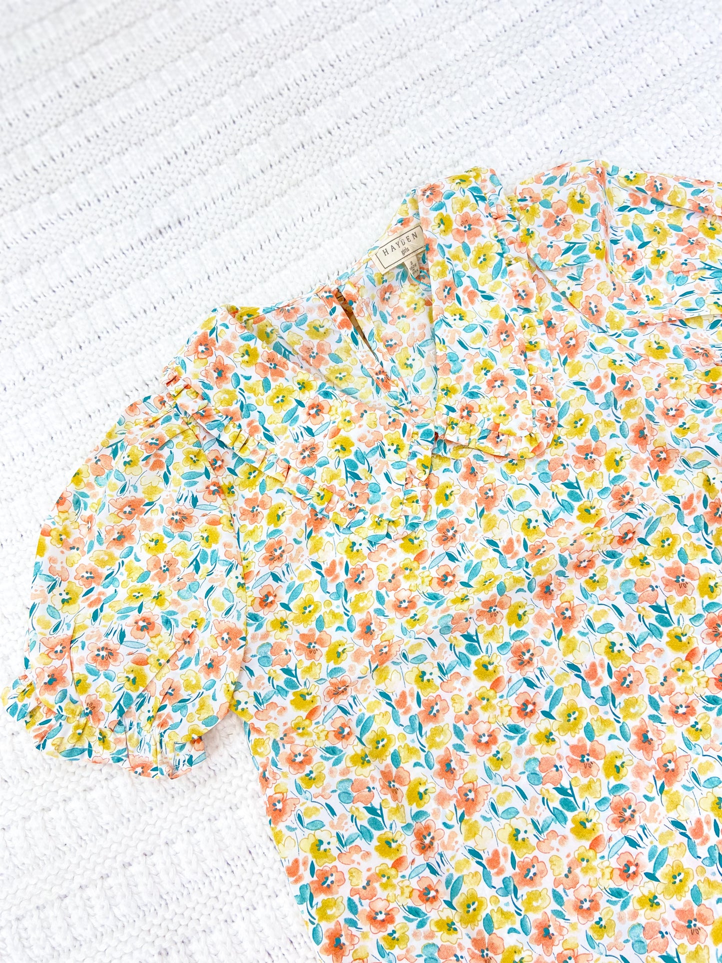 Youth Girls Ruffle Collar Cinch Sleeve Top