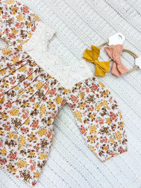 Infant Girls Eyelet Floral Dress & Bloomer Set