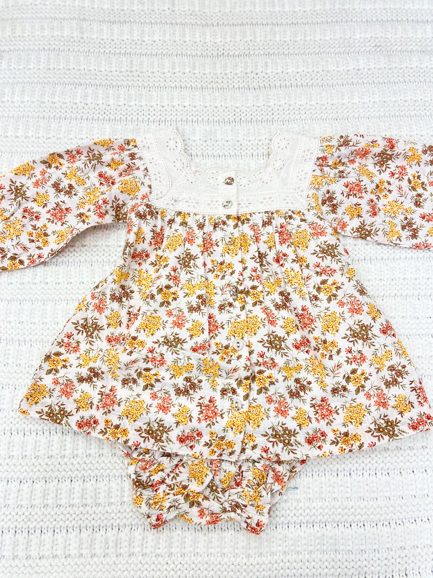 Infant Girls Eyelet Floral Dress & Bloomer Set