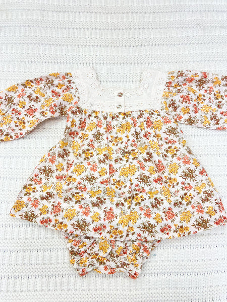 Infant Girls Eyelet Floral Dress & Bloomer Set