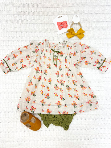 Infant Girls Floral Dress & Bloomer Set