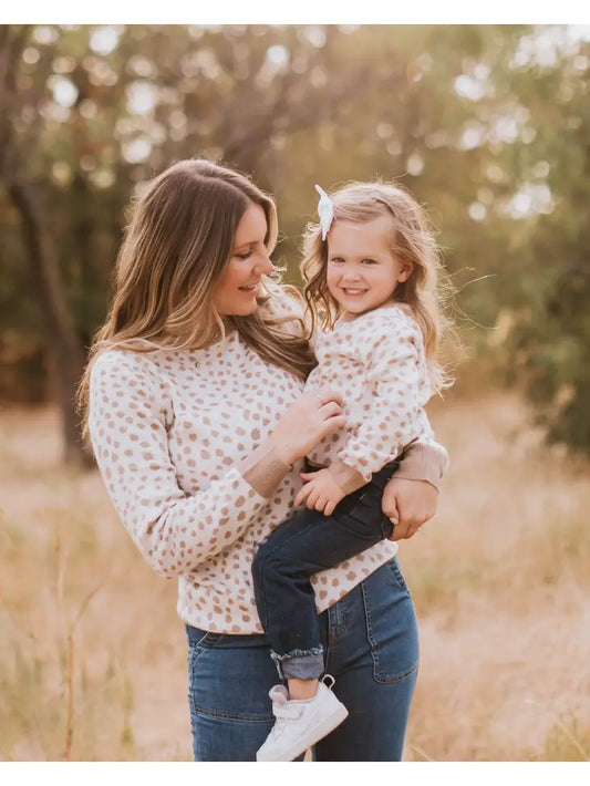 Teddy Cozy Sweater - White & Taupe Dots