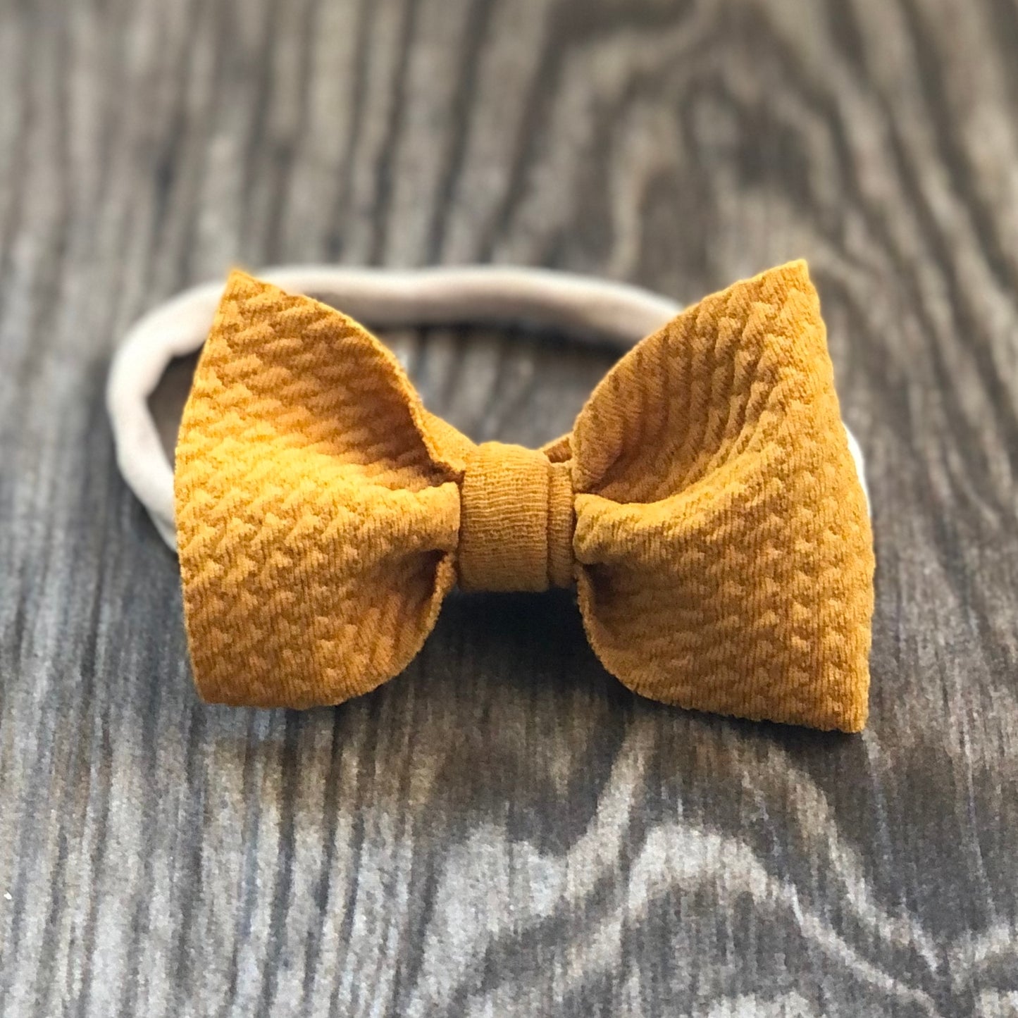 Mini Bow on Nylon